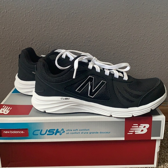 New Balance Shoes - New Balance Women size 7.5 shoes